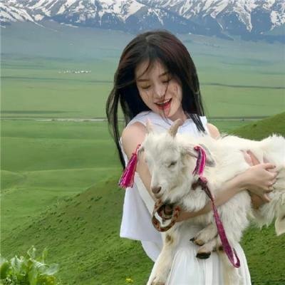 女帅亮身份后，渣男跪地唱征服